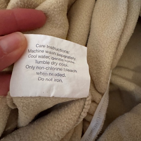 Bundle of 2 sets of Queen sized Sunbeam Super Soft Fleece sheets, blue and tan - Picture 5 of 10